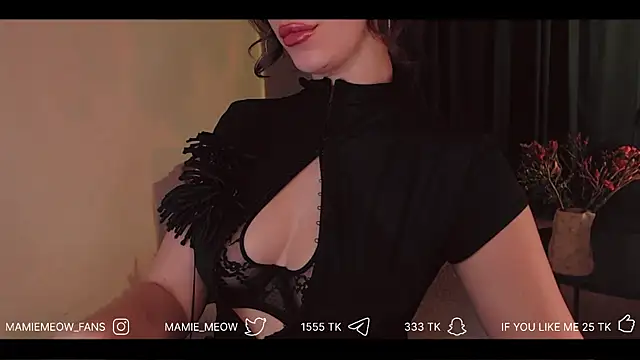 mamiemeow - Mamiemeow's free webcam - UK Sex Cams