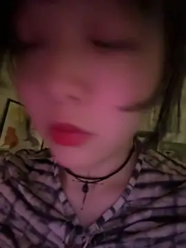 美女Etherealcat33在线直播