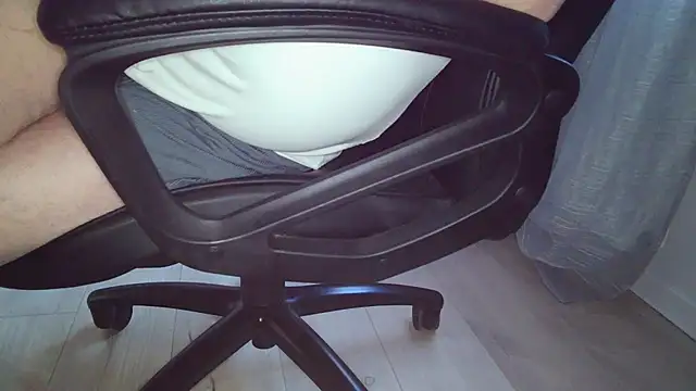 scorvierge@xh (M grandpa) - wank / branle /    every 10 show cock