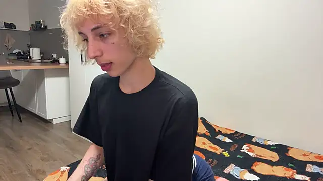 fred_bucks (Ask my age) - #ahegao #big-balls #bisexuals #blondes #cam2cam #dirty-talk #doggy-style #ejaculation #erotic-dance #flashing #flexing #foot-fetish #footjob #handjob #hd #kissing #massage #masturbation #medium #medium-hair #middle-priced-privates #orgasm #precum #recordable-publics #russian #sexting #small-audience #spanking #striptease #twerk #white