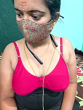 Ramya-hot-gueen webcam