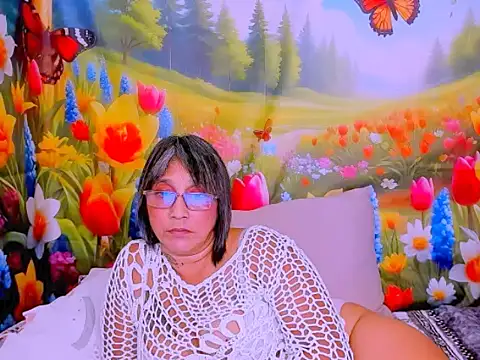 indianroxy webcam