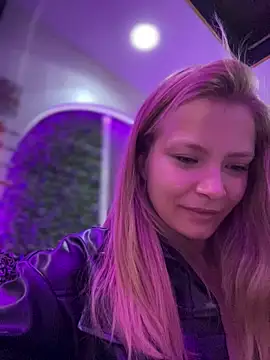 AnastasiaAniess webcam