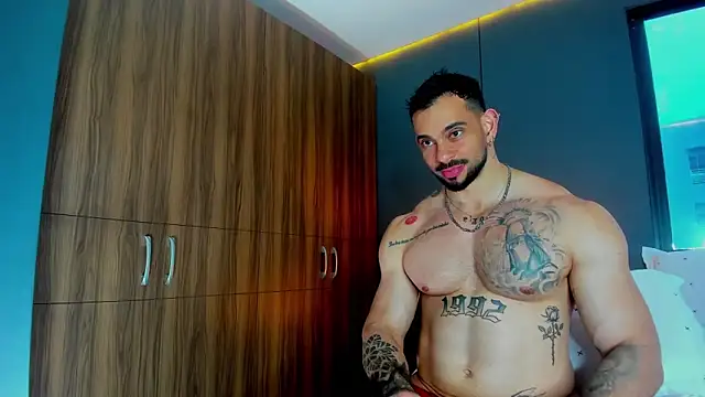 massimo_visconti (M young) - naked