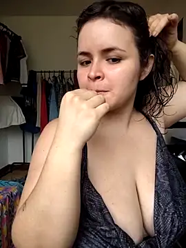 SeleneLuminari8 webcam