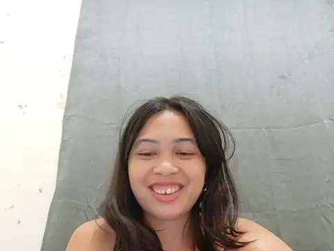 Ursexyasianskinny webcam