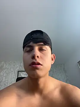 Lander_Cruz's live cam