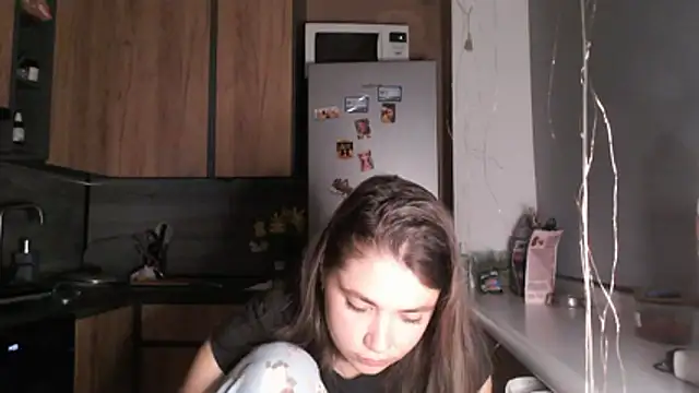 delightful_sofi webcam