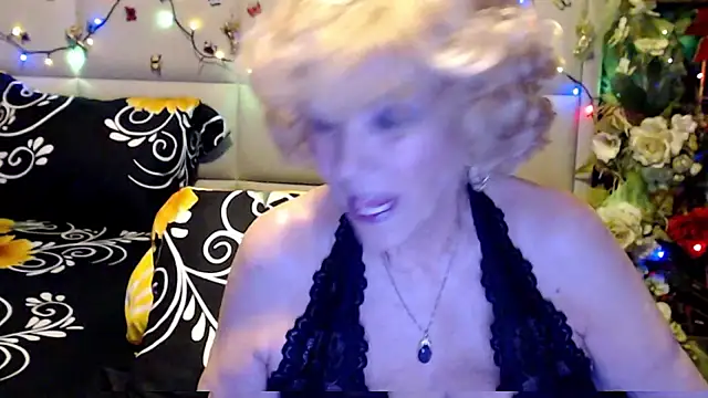 happywomanon - HappyWomanOn's free webcam - UK Sex Cams