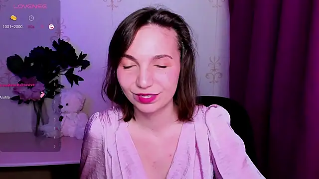 KindHazelHere_ webcam