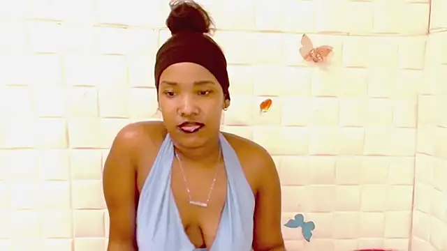 EroticSexyPrada webcam