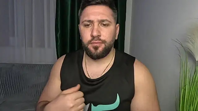 Gold_Alpha_Boy webcam