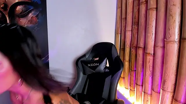 charlotte_mitchell_ webcam