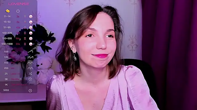 KindHazelHere_ webcam