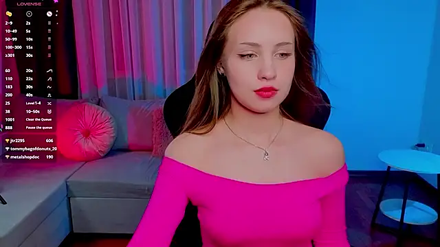 alice_loft - Alice_loft's free webcam - UK Sex Cams