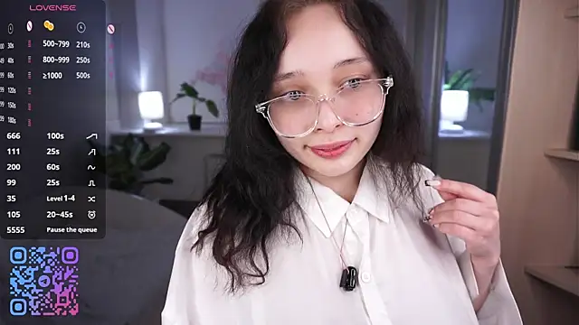 HannaHayles from StripChat is Freechat