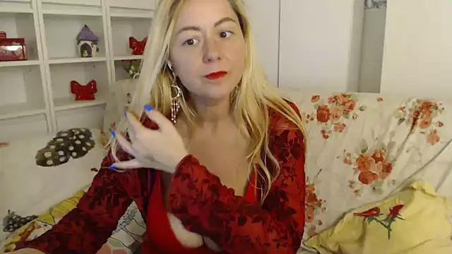 _karolynesyera_ webcam