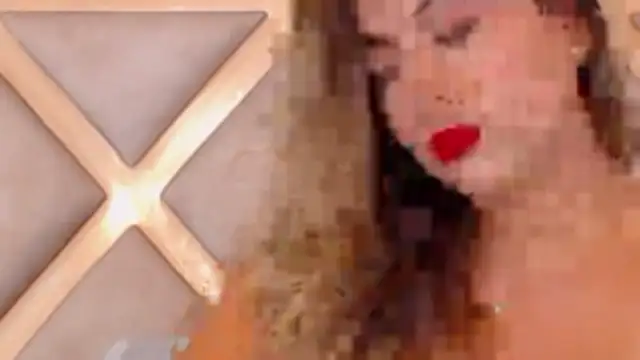 JoannaStanford webcam