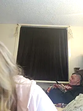 theblondecocklover (F milf) - 2 toys in pussy