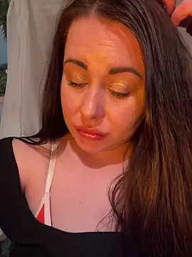 daisystreet - DaisyStreet's free webcam - UK Sex Cams