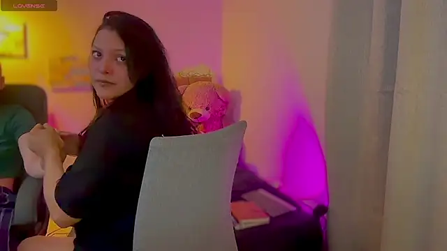 MarcellaGriffin webcam