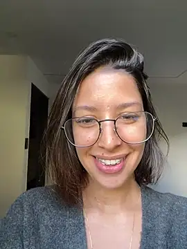 luvely_unique_ webcam