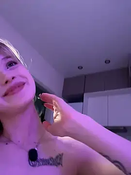 BellaSecrettt webcam