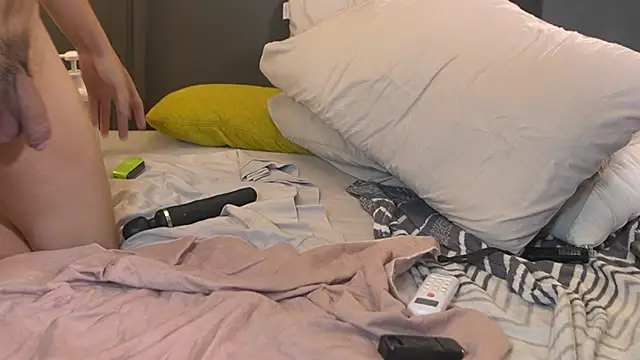 Mia_and_Belmonth webcam