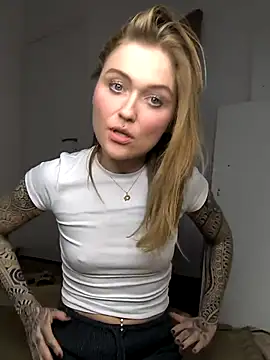 Goldi159 from StripChat