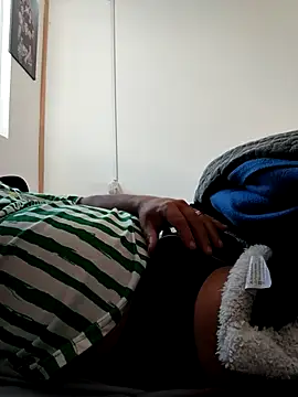 Preview TheBriiaand30