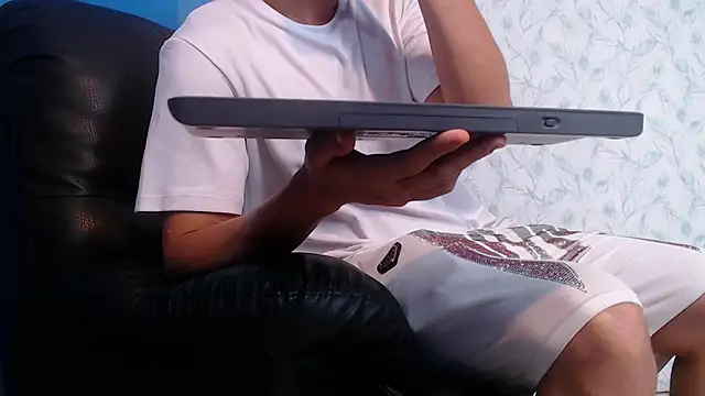 James_Morrisonm webcam