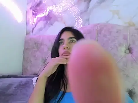 Kim_strawberry webcam