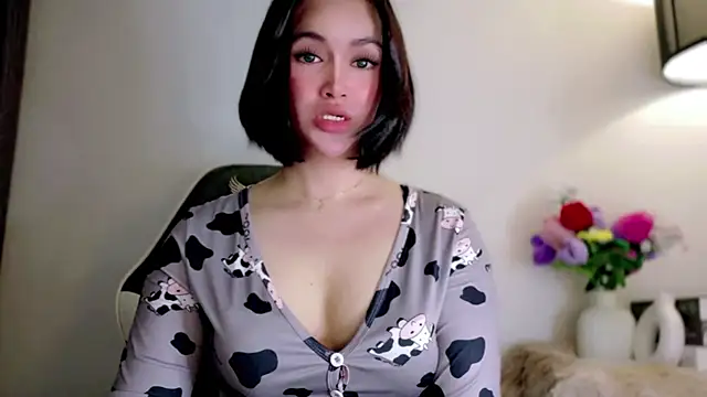 Anna_HollyDoll live sex cam