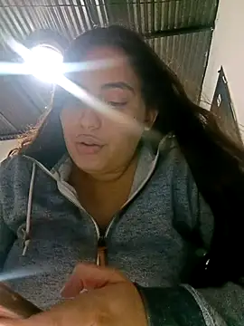 xandra252 - Xandra252's free webcam - UK Sex Cams