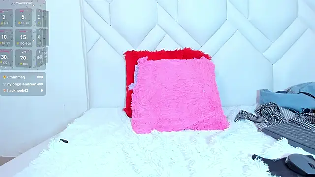 Cleopatra_Trans webcam