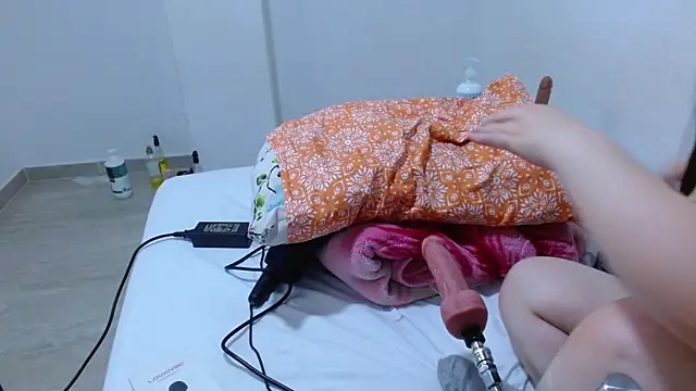 isabel_24_gil webcam