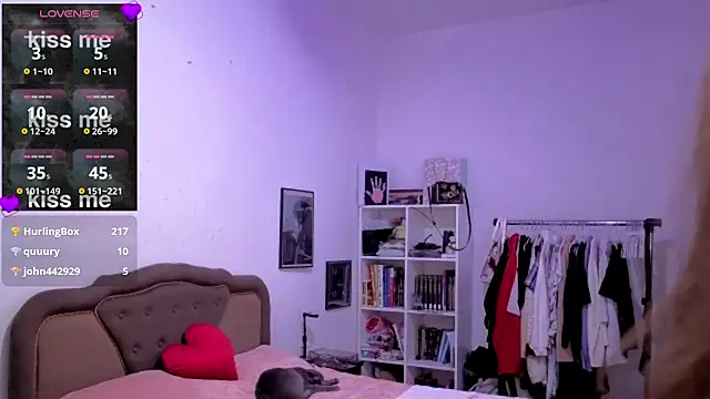 denny_yorgeritai - Denny_Yorgeritai's free webcam - UK Sex Cams