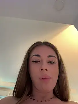 IsabellaEtthan live sex cam