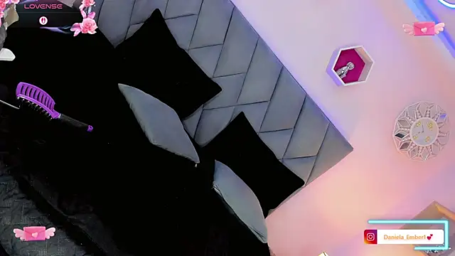 amira_ember (T teen) - for you