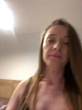 monicanix - MONICANIX's free webcam - UK Sex Cams