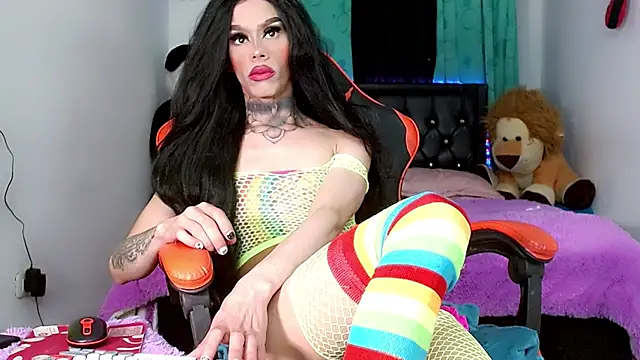 AlexdevilsHard webcam