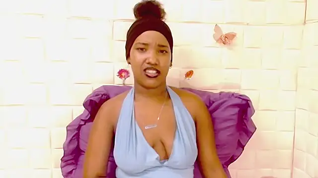 EroticSexyPrada webcam