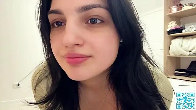 GlitchSiren's chatroom