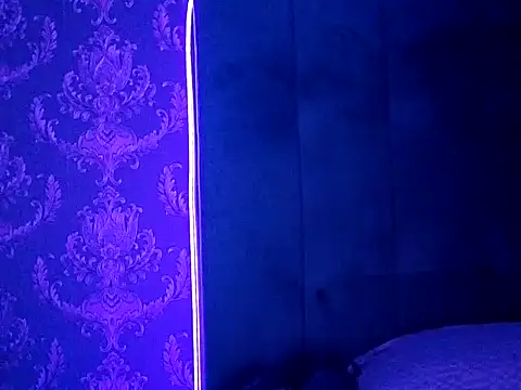 nicole77745 - Nicole77745's free webcam - UK Sex Cams