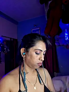 poisonou5 - Poisonou5's free webcam - UK Sex Cams