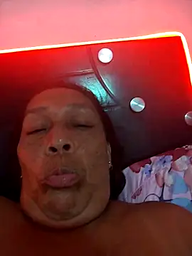 Ruby-Hot-Milf webcam