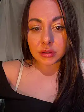 daisystreet - DaisyStreet's free webcam - UK Sex Cams