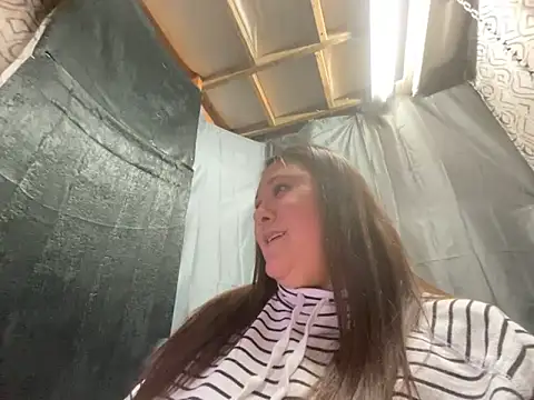 JizzyJazzunleashed webcam