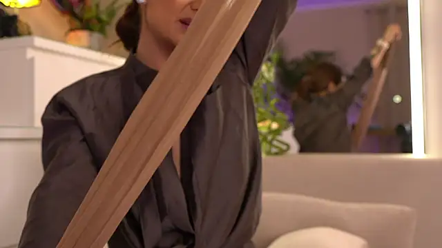 tinydoll_xo (F young) - Sloppy boobs job💄💦