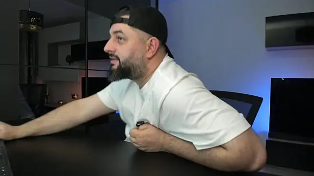 dravenpeak - DravenPeak's free webcam - UK Sex Cams